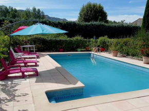 maison piscine privée Robion Luberon idéal famille